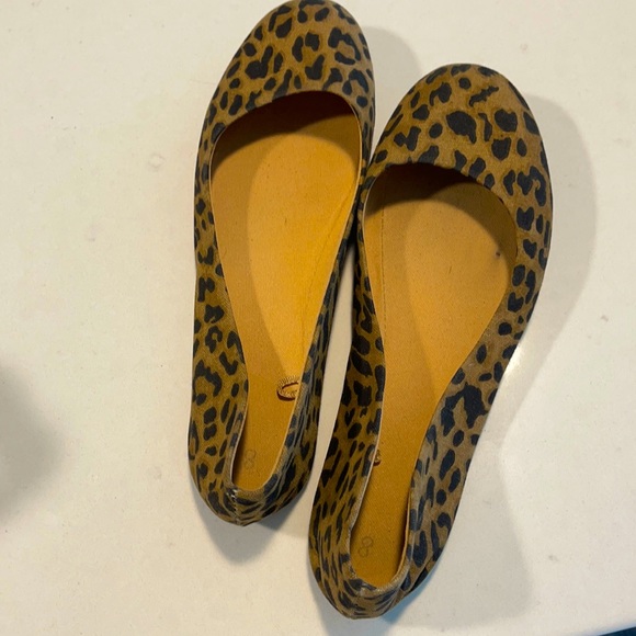 Leopard skin flats - Picture 1 of 2